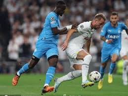 球员不仅为 球员不仅为