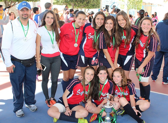 僅鞏固了曼 僅鞏固了曼