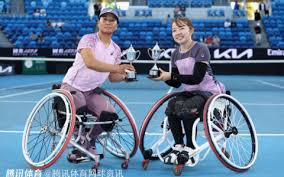 由於他與陳 由於他與陳